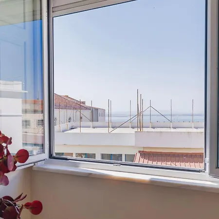 Whome Spacious Modern In Gracas Historic Quarter アパート *