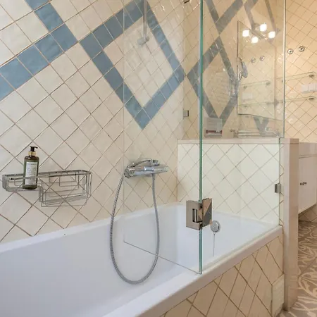 Whome Spacious Modern In Gracas Historic Quarter アパート *