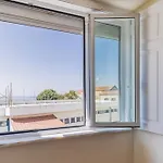 Whome Spacious Modern Apartment In Gracas Historic Quarter Daire