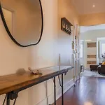 Whome Spacious Modern In Gracas Historic Quarter