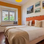Whome Spacious Modern In Gracas Historic Quarter * Lissabon
