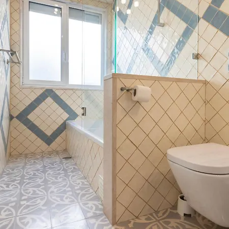 Appartamento Spacious 4bdr Graca River View By Lovelystay Lisbona