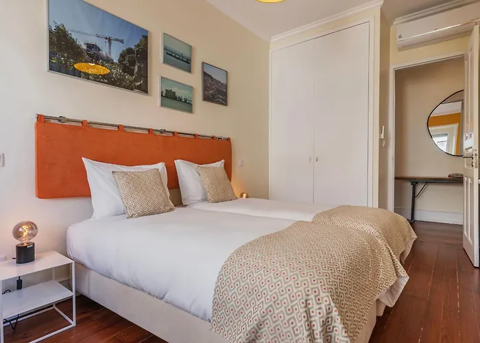 Spacious 4bdr Graca River View By Lovelystay