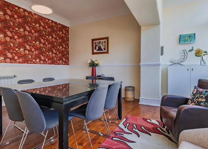 Spacious 4bdr Graca River View By Lovelystay *