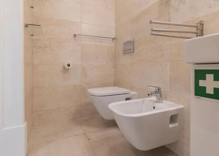 Spacious 4bdr Graca River View By Lovelystay