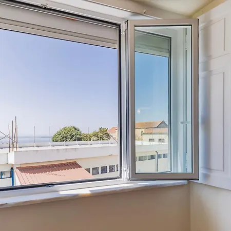 Whome Spacious Modern In Gracas Historic Quarter Apartamento