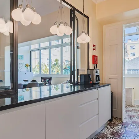 Whome Spacious Modern In Gracas Historic Quarter Apartamento