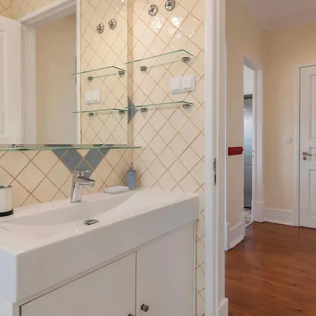 Whome Spacious Modern In Gracas Historic Quarter *